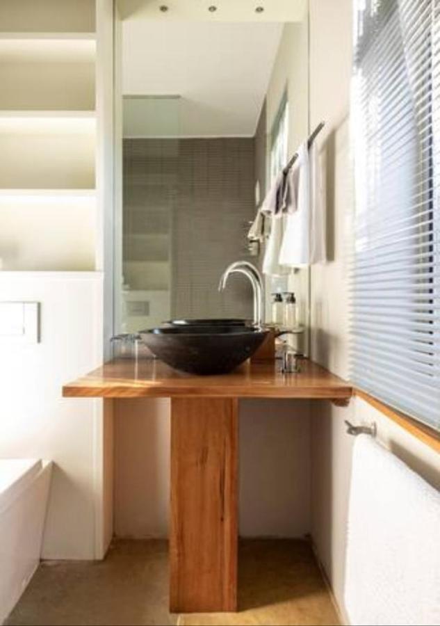 Seaview Apartment In Muizenberg Extérieur photo