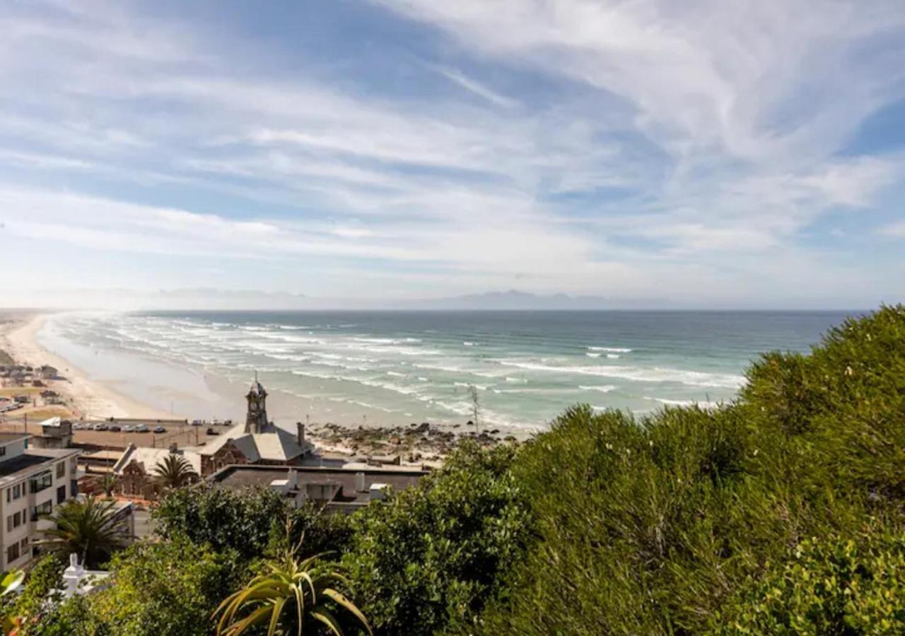 Seaview Apartment In Muizenberg Extérieur photo