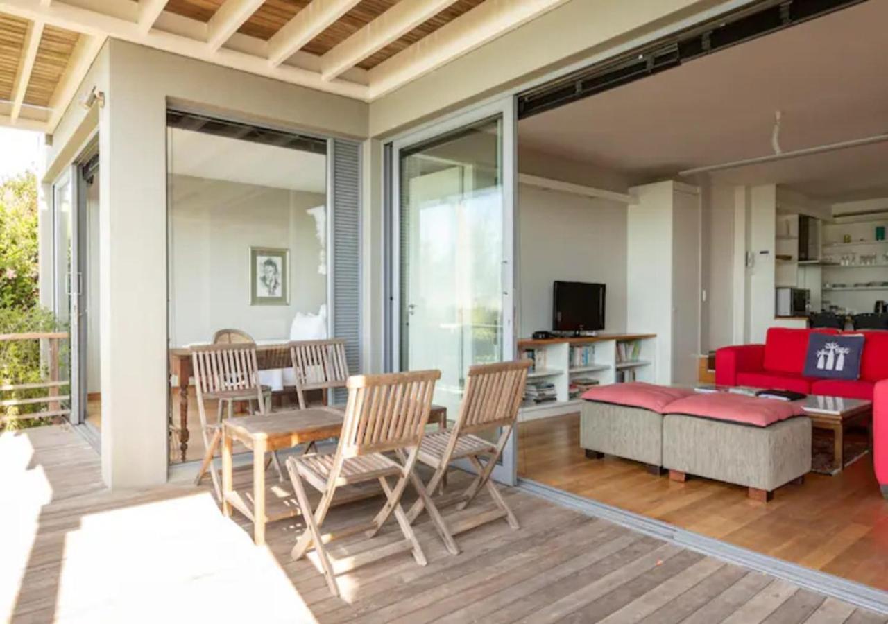Seaview Apartment In Muizenberg Extérieur photo