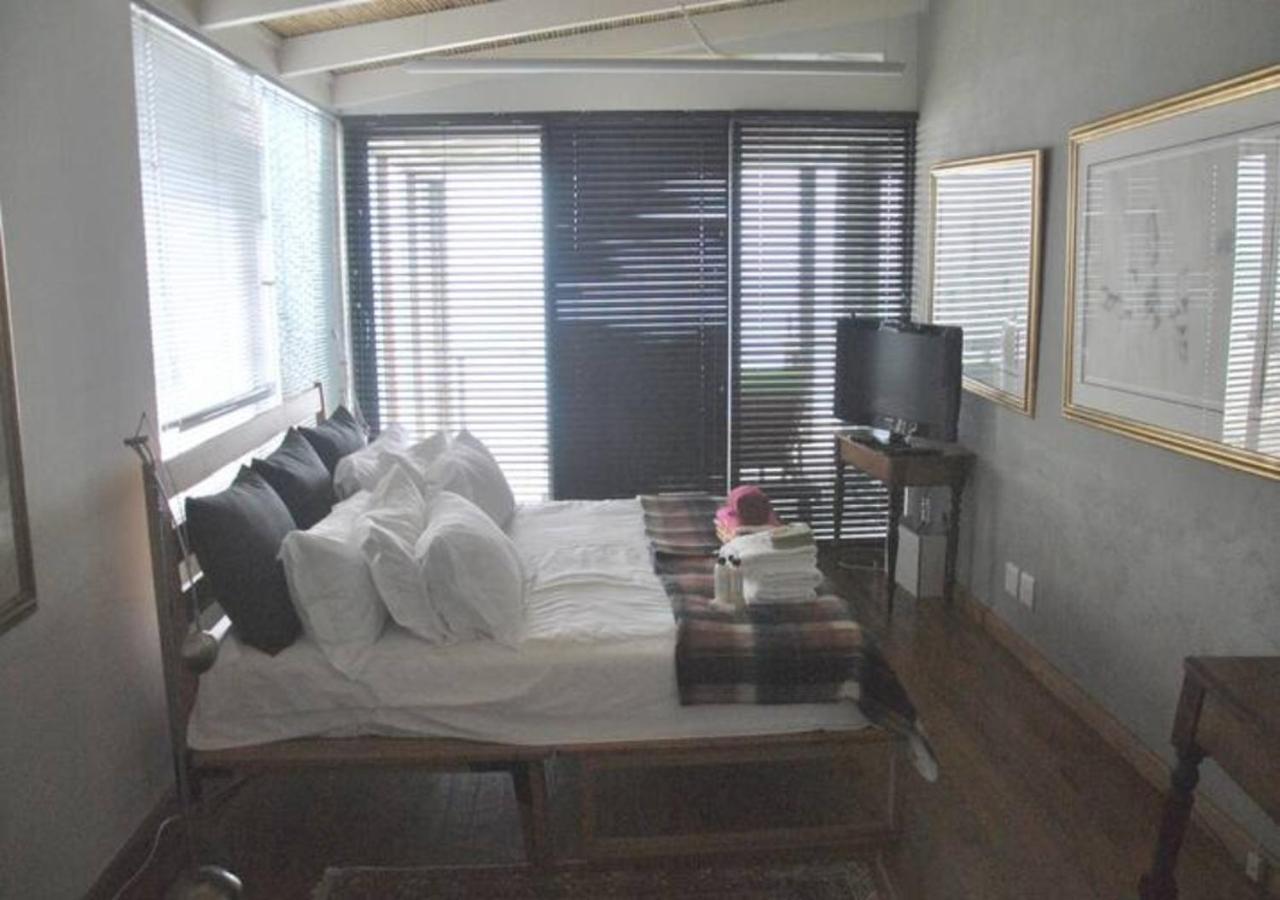 Seaview Apartment In Muizenberg Extérieur photo