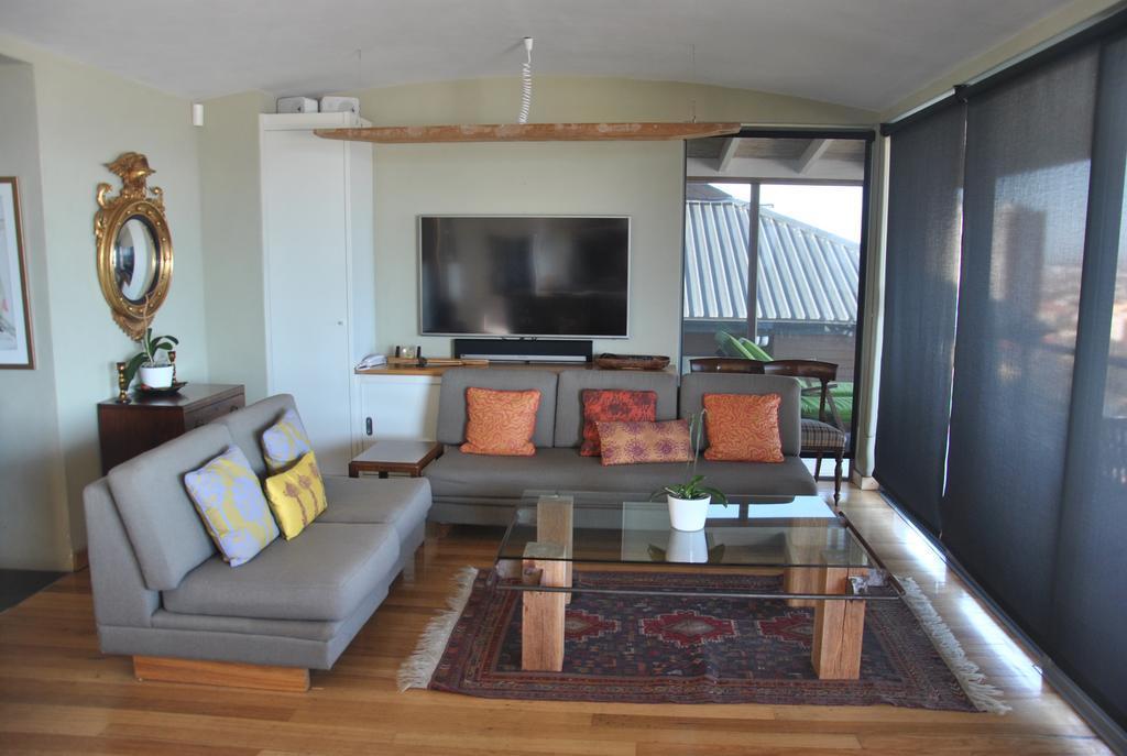 Seaview Apartment In Muizenberg Extérieur photo