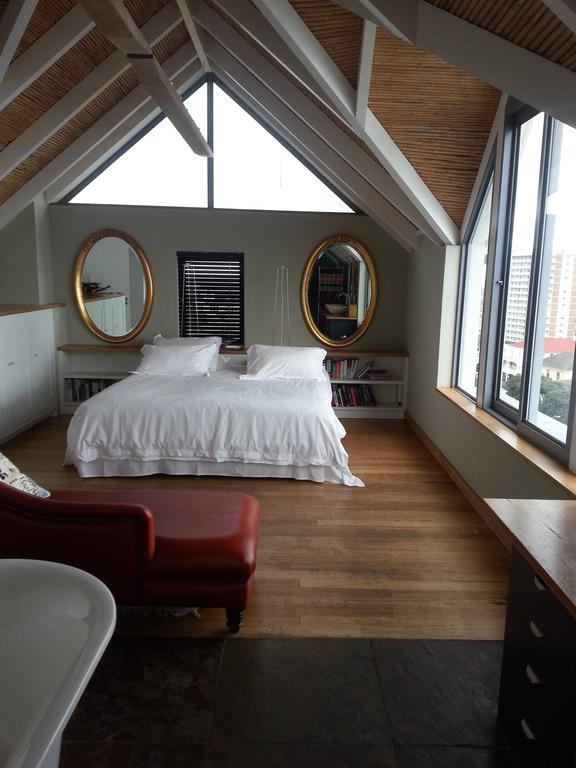 Seaview Apartment In Muizenberg Extérieur photo