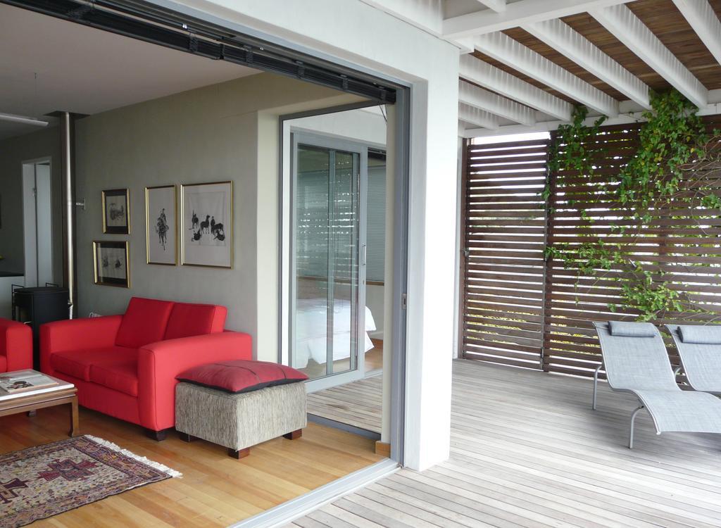 Seaview Apartment In Muizenberg Extérieur photo